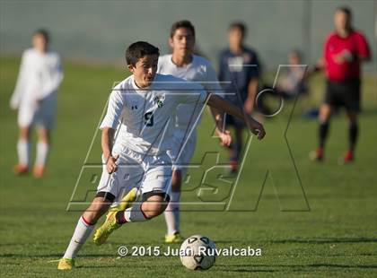 Thumbnail 2 in Damien vs Los Osos photogallery.