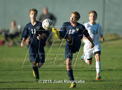 Thumbnail 2 in Damien vs Los Osos photogallery.