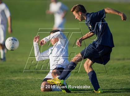 Thumbnail 3 in Damien vs Los Osos photogallery.