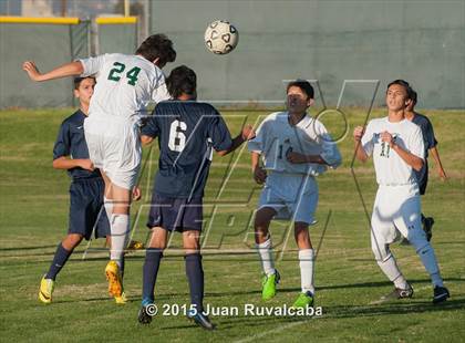 Thumbnail 3 in Damien vs Los Osos photogallery.