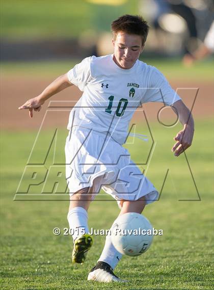 Thumbnail 1 in Damien vs Los Osos photogallery.