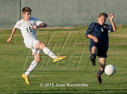 Thumbnail 1 in Damien vs Los Osos photogallery.