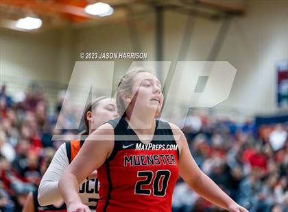 Thumbnail 1 in Nocona vs. Muenster photogallery.
