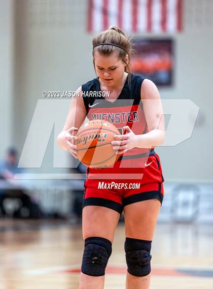 Thumbnail 1 in Nocona vs. Muenster photogallery.
