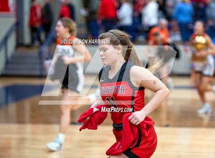 Thumbnail 3 in Nocona vs. Muenster photogallery.