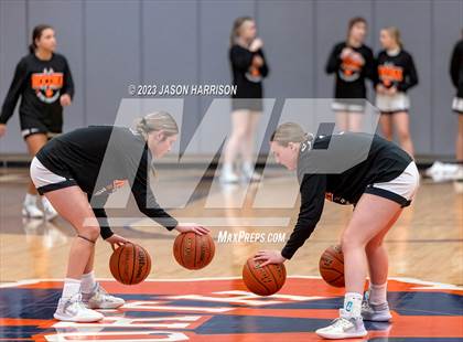 Thumbnail 1 in Nocona vs. Muenster photogallery.