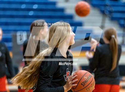 Thumbnail 1 in Nocona vs. Muenster photogallery.