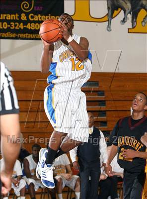 Thumbnail 2 in LACES vs. Hawthorne (Johnnie Cochran Classic) photogallery.