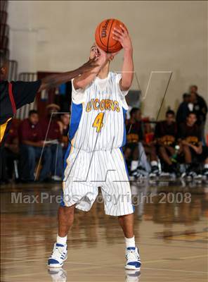 Thumbnail 1 in LACES vs. Hawthorne (Johnnie Cochran Classic) photogallery.