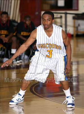 Thumbnail 3 in LACES vs. Hawthorne (Johnnie Cochran Classic) photogallery.