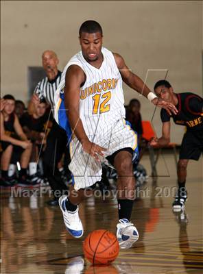 Thumbnail 3 in LACES vs. Hawthorne (Johnnie Cochran Classic) photogallery.