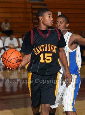 Thumbnail 2 in LACES vs. Hawthorne (Johnnie Cochran Classic) photogallery.