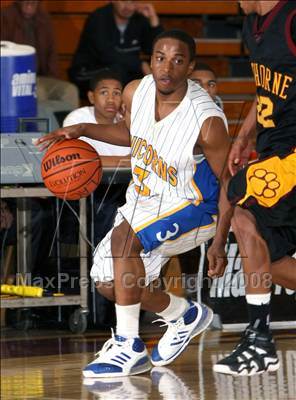 Thumbnail 3 in LACES vs. Hawthorne (Johnnie Cochran Classic) photogallery.