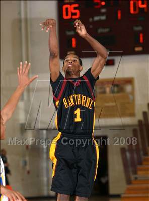 Thumbnail 2 in LACES vs. Hawthorne (Johnnie Cochran Classic) photogallery.