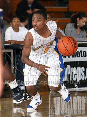 Thumbnail 2 in LACES vs. Hawthorne (Johnnie Cochran Classic) photogallery.