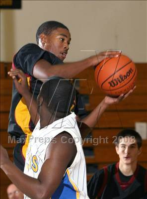 Thumbnail 1 in LACES vs. Hawthorne (Johnnie Cochran Classic) photogallery.