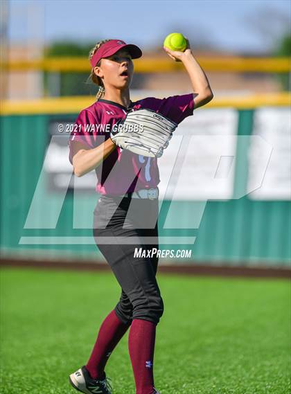 Thumbnail 2 in Hughes Springs vs. Troup (UIL 3A Area Playoff) photogallery.