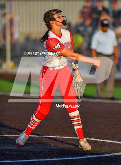 Thumbnail 2 in Hughes Springs vs. Troup (UIL 3A Area Playoff) photogallery.