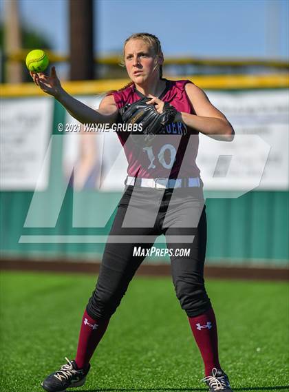 Thumbnail 1 in Hughes Springs vs. Troup (UIL 3A Area Playoff) photogallery.