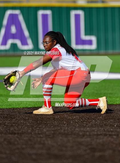 Thumbnail 2 in Hughes Springs vs. Troup (UIL 3A Area Playoff) photogallery.
