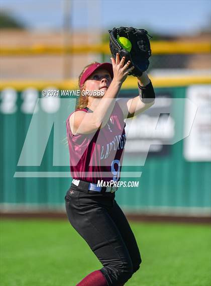 Thumbnail 3 in Hughes Springs vs. Troup (UIL 3A Area Playoff) photogallery.