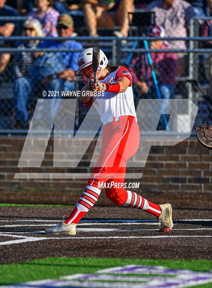 Thumbnail 3 in Hughes Springs vs. Troup (UIL 3A Area Playoff) photogallery.