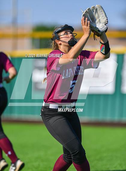 Thumbnail 1 in Hughes Springs vs. Troup (UIL 3A Area Playoff) photogallery.