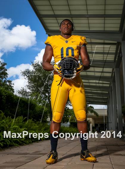 Thumbnail 2 in St. Thomas Aquinas (2014 Preseason Top 25 Photo Shoot)  photogallery.