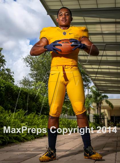 Thumbnail 1 in St. Thomas Aquinas (2014 Preseason Top 25 Photo Shoot)  photogallery.
