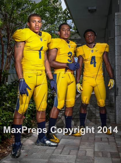 Thumbnail 3 in St. Thomas Aquinas (2014 Preseason Top 25 Photo Shoot)  photogallery.