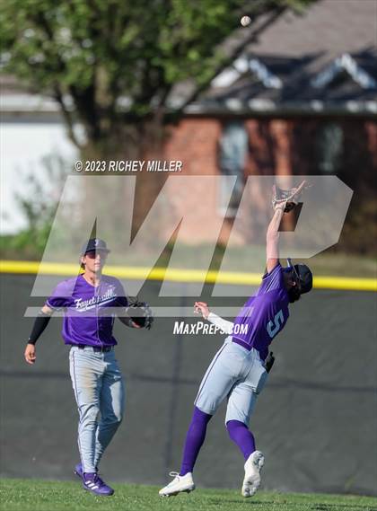 Thumbnail 2 in Fayetteville @ Bentonville photogallery.