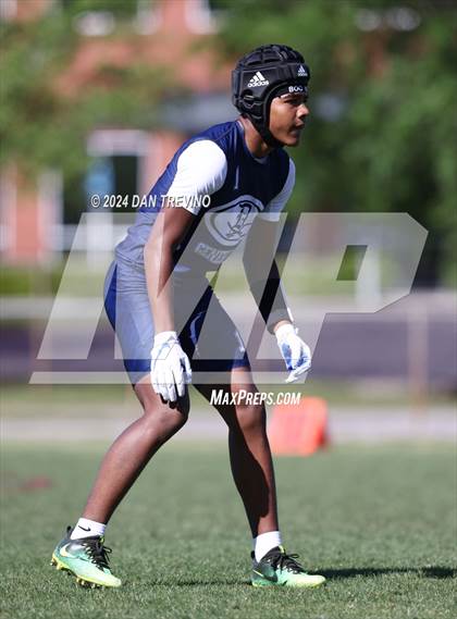 Thumbnail 2 in Dinwiddie vs St Michael the Archangel (Phillip Sims 7v7 Invitational) photogallery.