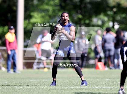 Thumbnail 2 in Dinwiddie vs St Michael the Archangel (Phillip Sims 7v7 Invitational) photogallery.