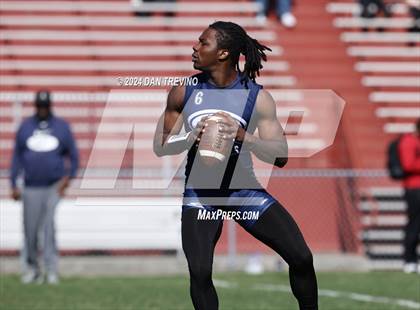 Thumbnail 2 in Dinwiddie vs St Michael the Archangel (Phillip Sims 7v7 Invitational) photogallery.