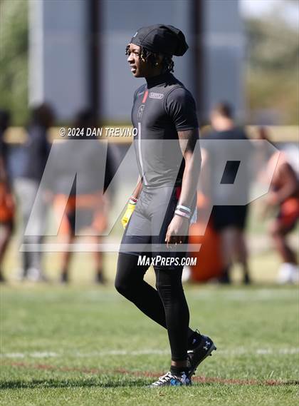 Thumbnail 3 in Dinwiddie vs St Michael the Archangel (Phillip Sims 7v7 Invitational) photogallery.