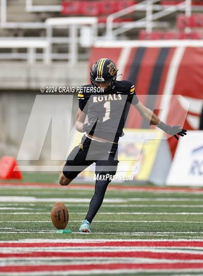 Thumbnail 3 in Timpview vs Roy (UHSAA 5A Semifinal) photogallery.