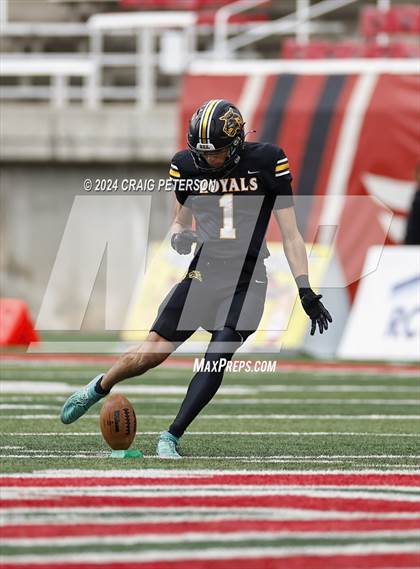 Thumbnail 1 in Timpview vs Roy (UHSAA 5A Semifinal) photogallery.