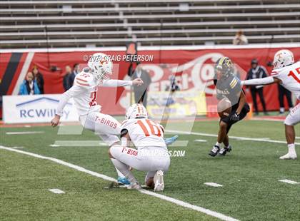 Thumbnail 2 in Timpview vs Roy (UHSAA 5A Semifinal) photogallery.