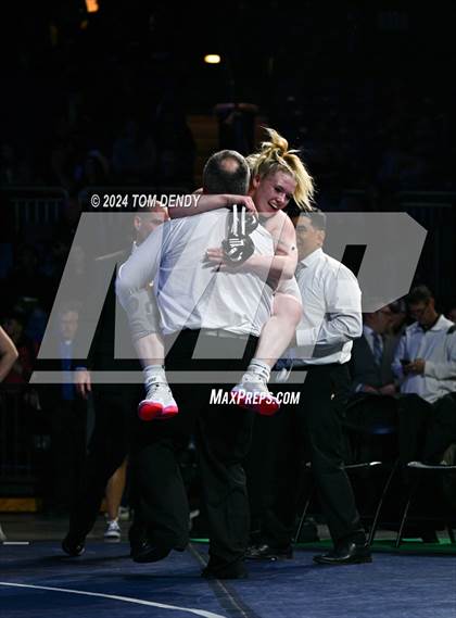 Thumbnail 3 in UIL 5A Championship Finals 165-235lb photogallery.