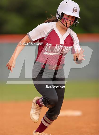 Thumbnail 2 in St. Anthony @ TMI-Episcopal photogallery.