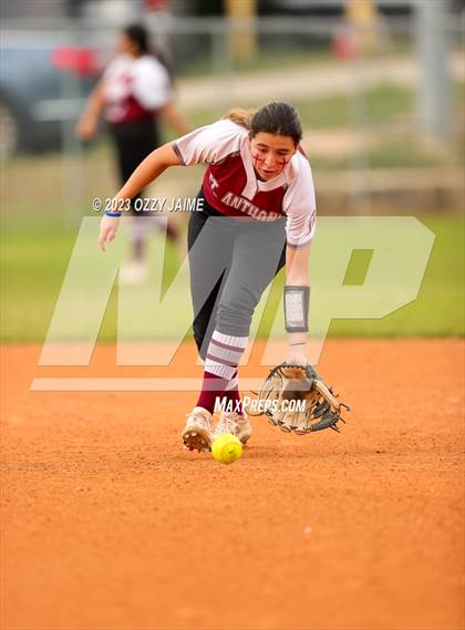 Thumbnail 2 in St. Anthony @ TMI-Episcopal photogallery.