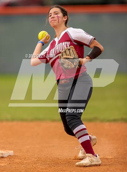 Thumbnail 3 in St. Anthony @ TMI-Episcopal photogallery.
