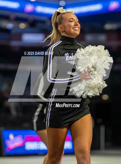 Thumbnail 1 in Battlefield (VHSL Class 6 Final) photogallery.