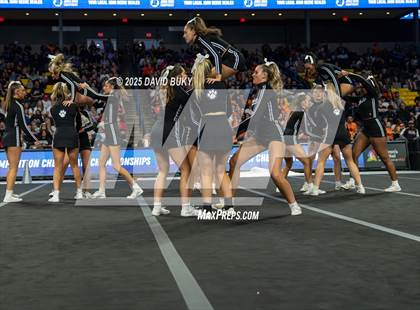 Thumbnail 2 in Battlefield (VHSL Class 6 Final) photogallery.