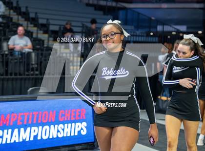 Thumbnail 3 in Battlefield (VHSL Class 6 Final) photogallery.