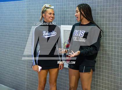 Thumbnail 3 in Battlefield (VHSL Class 6 Final) photogallery.