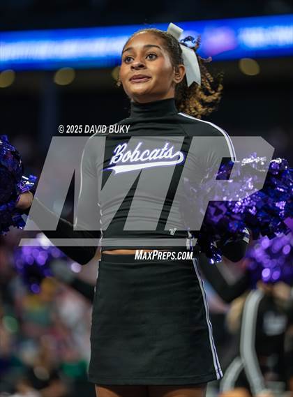 Thumbnail 2 in Battlefield (VHSL Class 6 Final) photogallery.