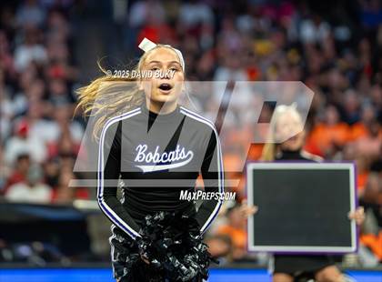 Thumbnail 1 in Battlefield (VHSL Class 6 Final) photogallery.