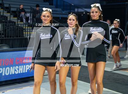 Thumbnail 1 in Battlefield (VHSL Class 6 Final) photogallery.