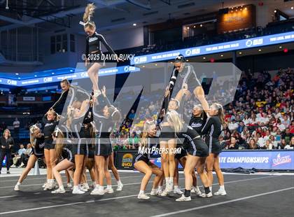 Thumbnail 1 in Battlefield (VHSL Class 6 Final) photogallery.